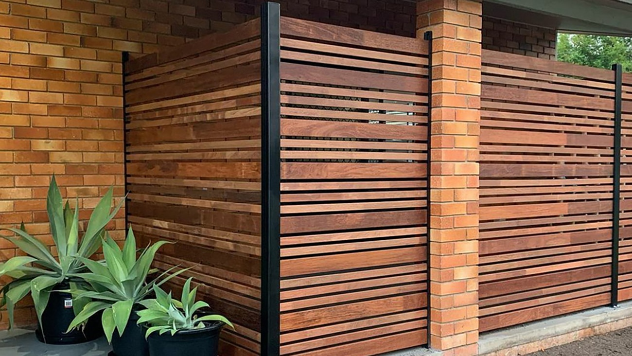 Privacy screens     Screen Me In     Connect Now